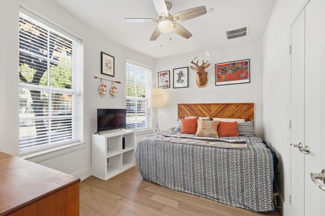 3200 Ross Avenue 13, Dallas, TX 75204