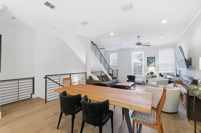 3200 Ross Avenue 13, Dallas, TX 75204