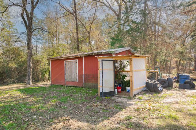 529 Collins Rd, Hallsville, TX 75650