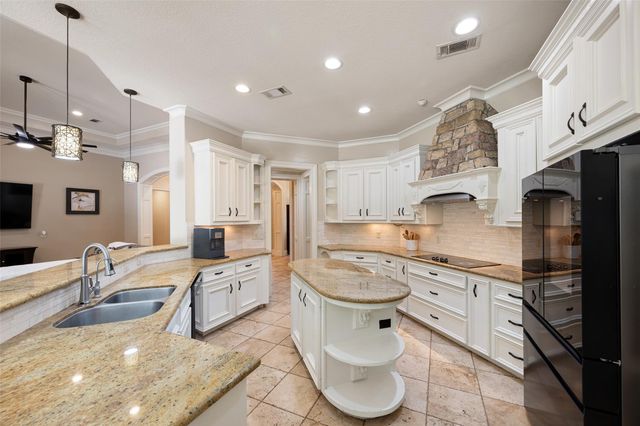 16620 Rabon Chapel Road, Montgomery, TX 77316