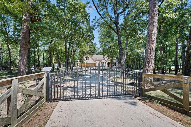 16620 Rabon Chapel Road, Montgomery, TX 77316