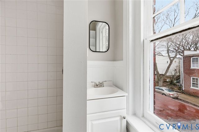 3 S Mulberry St, Richmond, VA 23220