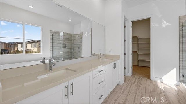 107 Pansy, Irvine, CA 92618