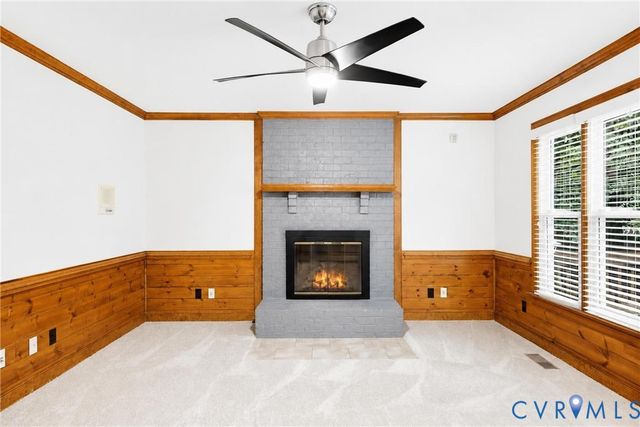 6621 Glebe Point Rd, Chester, VA 23838