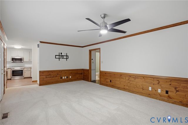 6621 Glebe Point Rd, Chester, VA 23838