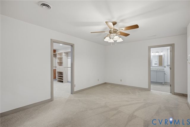 6621 Glebe Point Rd, Chester, VA 23838