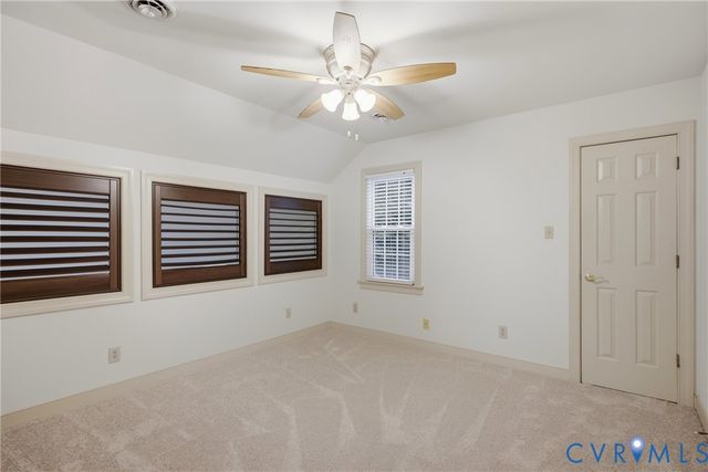 6621 Glebe Point Rd, Chester, VA 23838