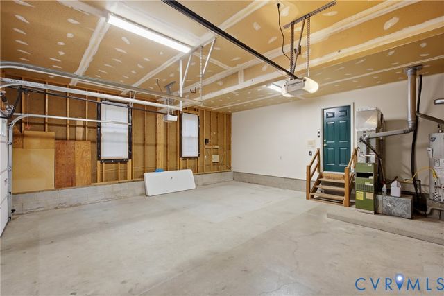 6621 Glebe Point Rd, Chester, VA 23838