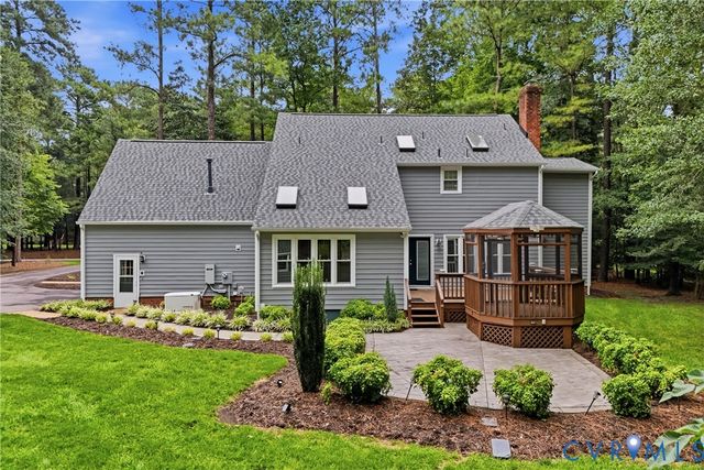 6621 Glebe Point Rd, Chester, VA 23838