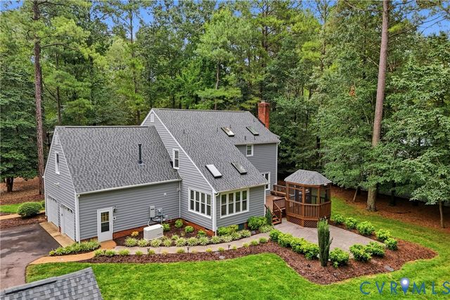 6621 Glebe Point Rd, Chester, VA 23838