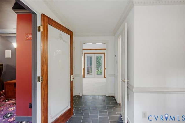 6621 Glebe Point Rd, Chester, VA 23838