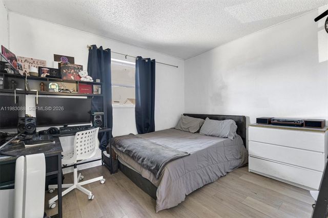 5150 NE 6th Ave 117, Oakland Park, FL 33334