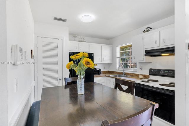 5150 NE 6th Ave 117, Oakland Park, FL 33334