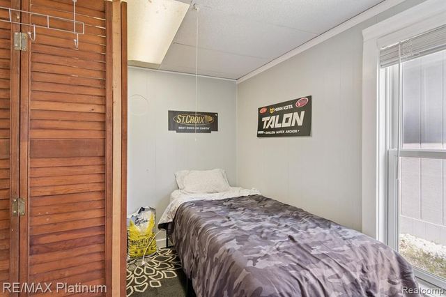 11181 W Ferndale Drive, Manitou Beach, MI 49253