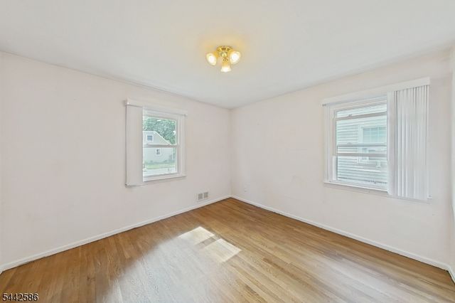 747 Brookside Rd, Rahway City, NJ 07065