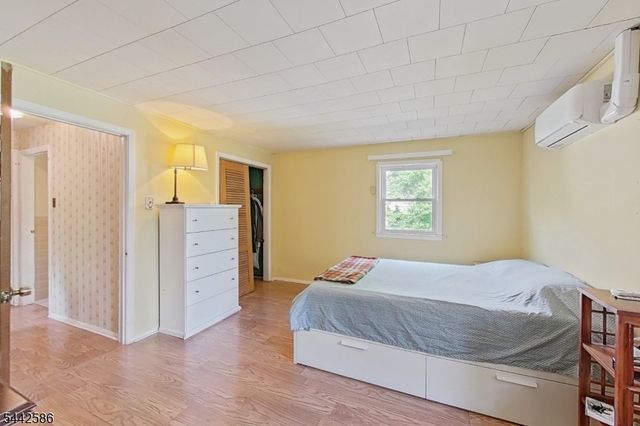 747 Brookside Rd, Rahway City, NJ 07065