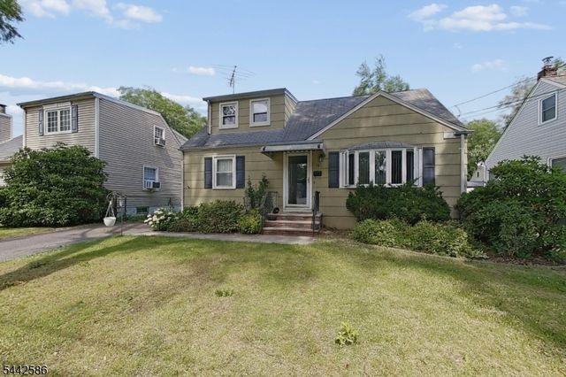 747 Brookside Rd, Rahway City, NJ 07065