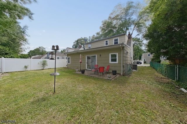 747 Brookside Rd, Rahway City, NJ 07065