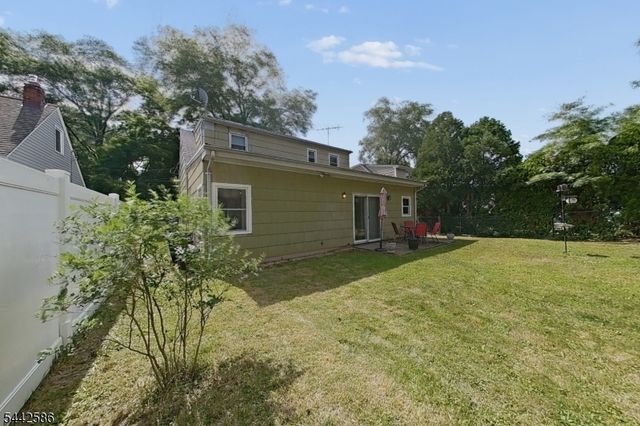 747 Brookside Rd, Rahway City, NJ 07065