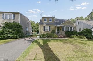 747 Brookside Rd, Rahway City, NJ 07065
