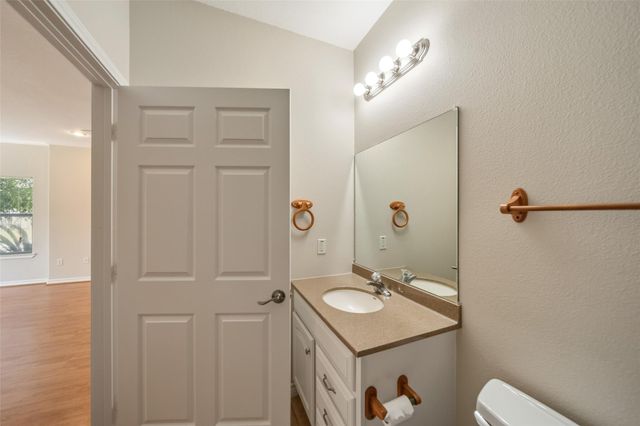 3802 Barracuda Lane, La Porte, TX 77571