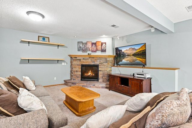 1659 Lakeland Circle, Centerville, MN 55038