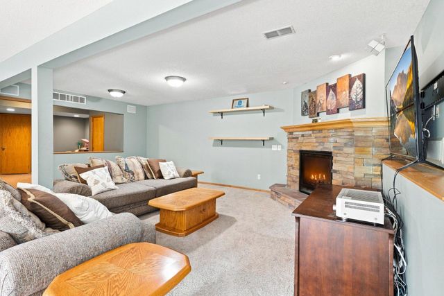 1659 Lakeland Circle, Centerville, MN 55038