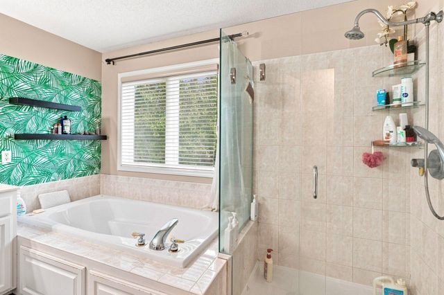 1659 Lakeland Circle, Centerville, MN 55038