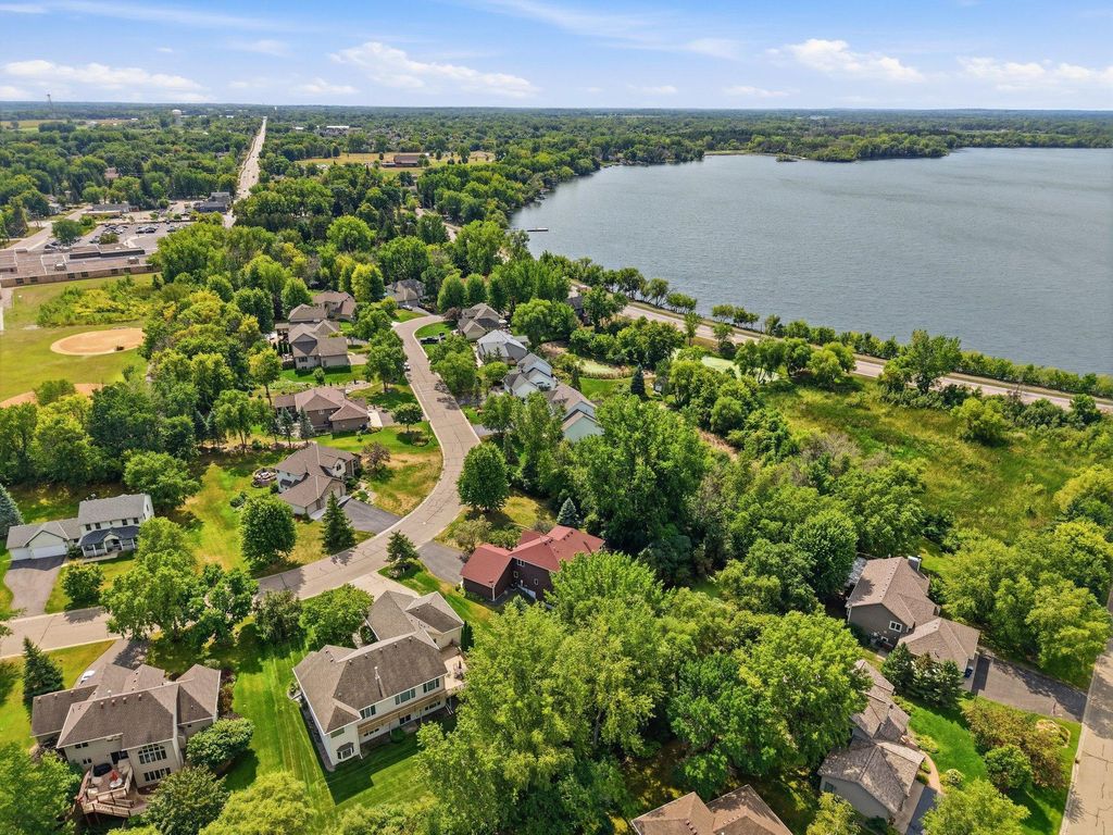 1659 Lakeland Circle, Centerville, MN 55038 — photo 4