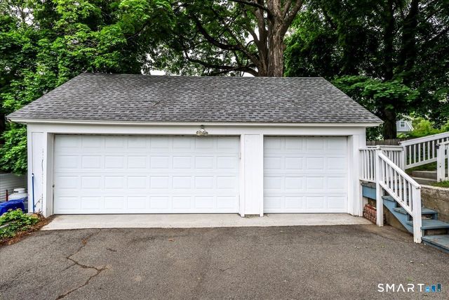 7 Treadwell Avenue, New Milford, CT 06776