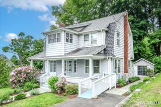 7 Treadwell Avenue, New Milford, CT 06776