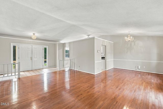 5609 Groomsbridge Court, Raleigh, NC 27612