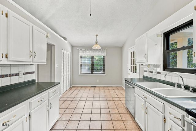 5609 Groomsbridge Court, Raleigh, NC 27612