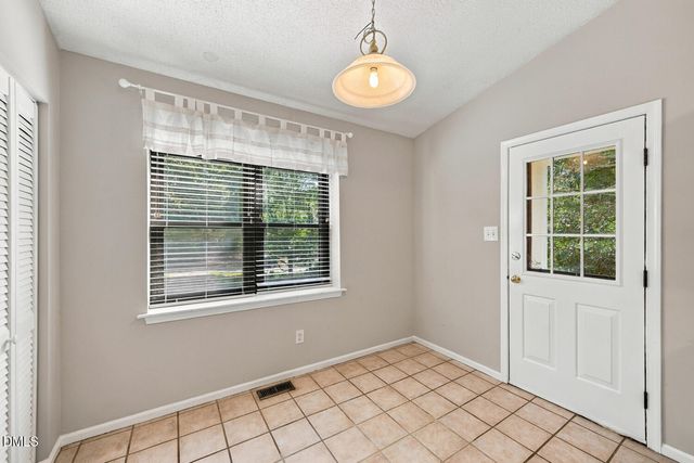 5609 Groomsbridge Court, Raleigh, NC 27612