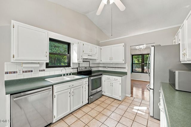 5609 Groomsbridge Court, Raleigh, NC 27612