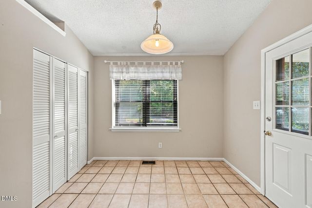 5609 Groomsbridge Court, Raleigh, NC 27612