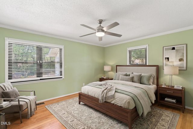 5609 Groomsbridge Court, Raleigh, NC 27612