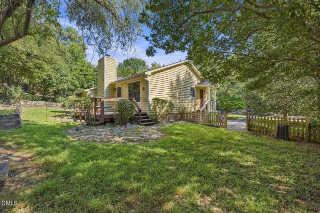 5609 Groomsbridge Court, Raleigh, NC 27612