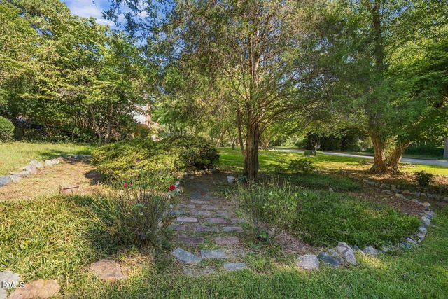 5609 Groomsbridge Court, Raleigh, NC 27612