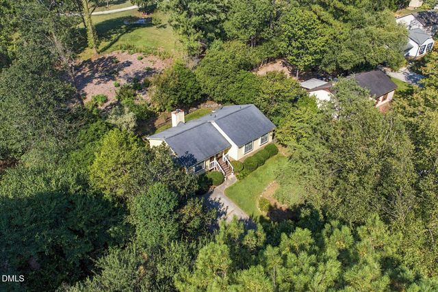 5609 Groomsbridge Court, Raleigh, NC 27612