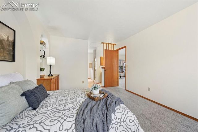 2030 Heatherdale Drive, Colorado Springs, CO 80915