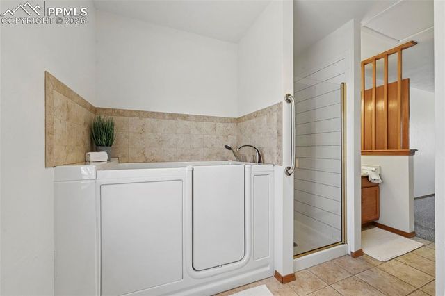 2030 Heatherdale Drive, Colorado Springs, CO 80915