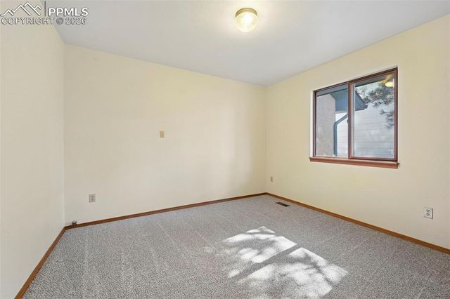 2030 Heatherdale Drive, Colorado Springs, CO 80915