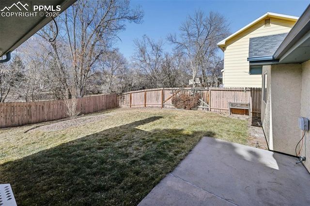 2030 Heatherdale Drive, Colorado Springs, CO 80915