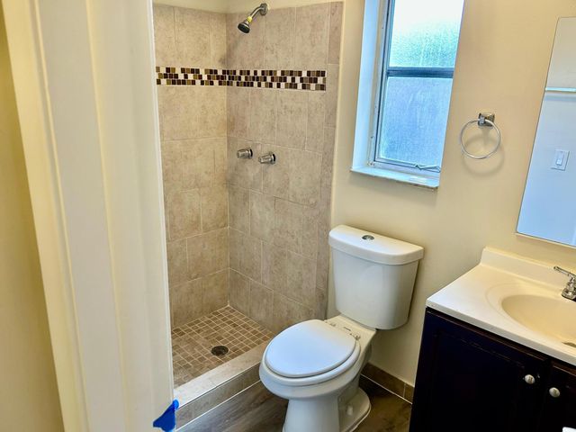 11450 NW 35th Place, Sunrise, FL 33323