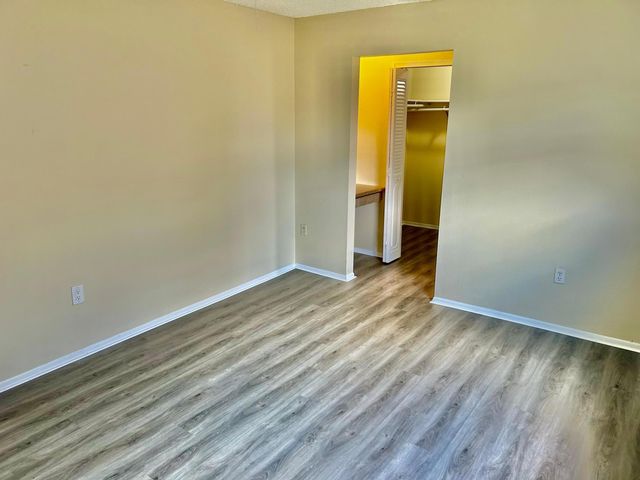 11450 NW 35th Place, Sunrise, FL 33323