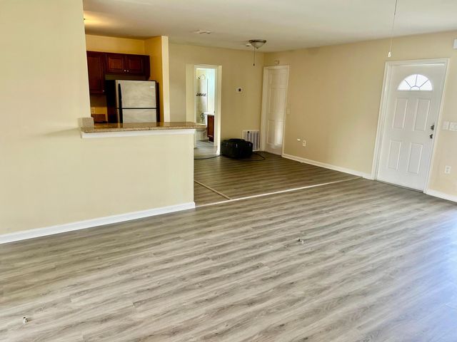 11450 NW 35th Place, Sunrise, FL 33323