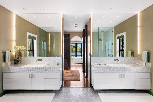 527 E Dilido Drive, Miami Beach, FL 33139