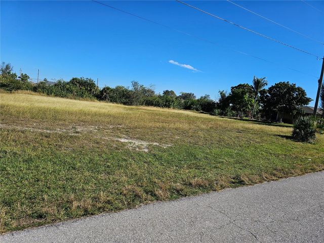 1927 NE 18TH PLACE, Cape Coral, FL 33909