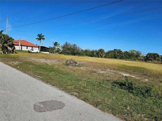 1927 NE 18TH PLACE, Cape Coral, FL 33909